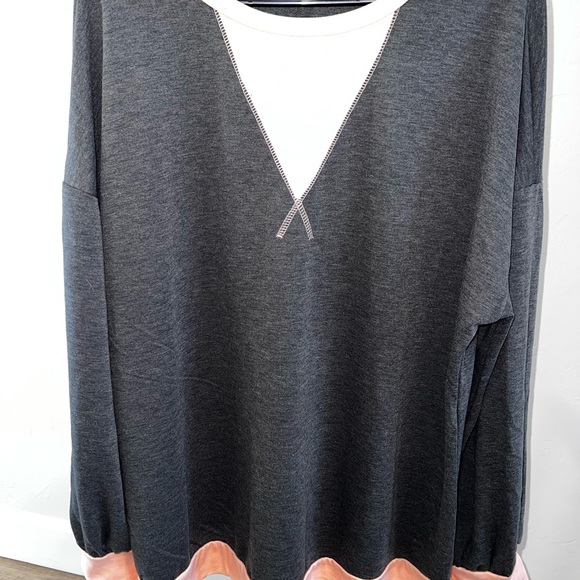 Gray and Pink Long Sleeve Women's Top - Picture 2 of 4